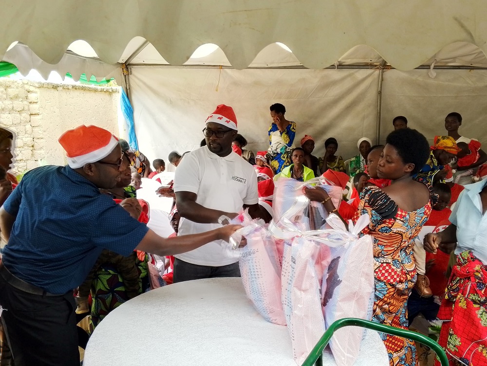 Bishimiye impano bahawe