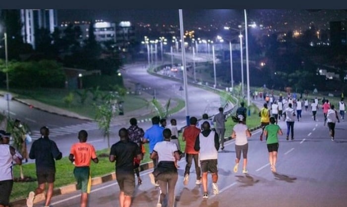 Abitabiriye ‘Kigali Night Run' bifuza ko yajya iba kenshi