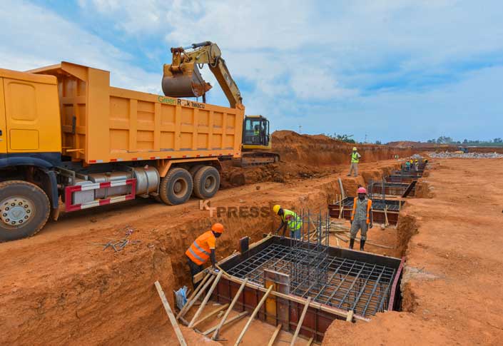 Imirimo igeze mu kubaka fondasiyo y'ahazubakwa iki gice cya MAGERWA