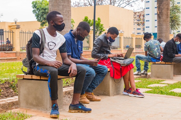 Barahicara bakanakoresha Internet y'ubuntu