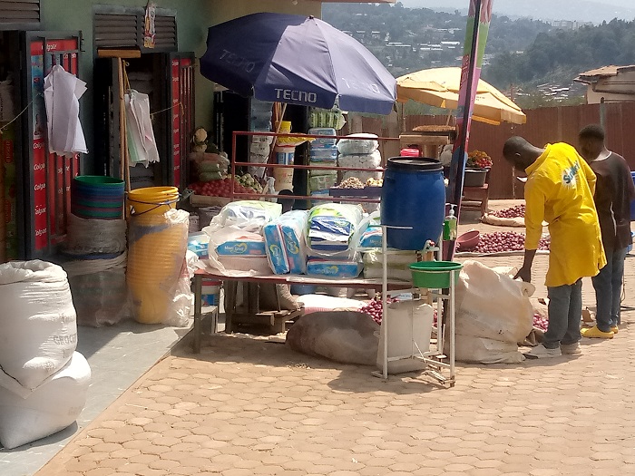 N'ubwo hari abacuruzaga muri Guma mu Rugo, ngo ntacyo bacyuraga kigaragara