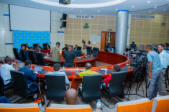 Ni ikiganiro cyahuje abanyamakuru n'inzego zitandukanye