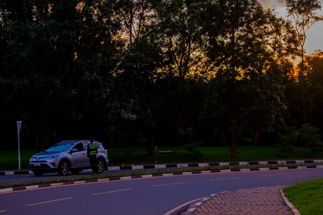 No mu masaha y'umugoroba, inzego z'umutekano ziri maso