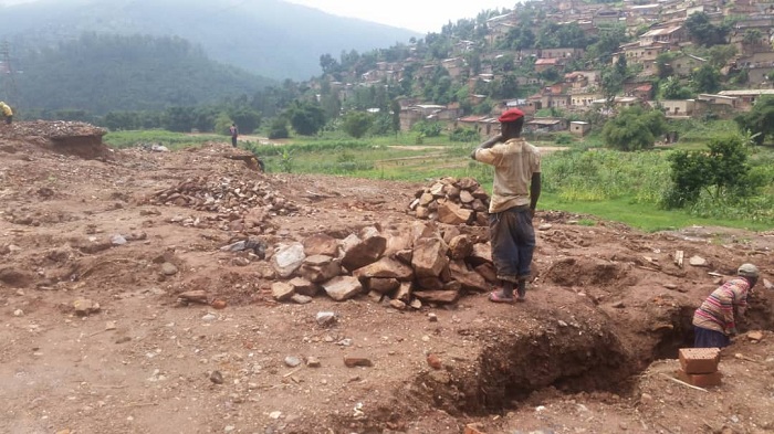 Aha ni i Kiruhura mu Murenge wa Kigali mu Karere ka Nyarugenge ahahoze abaturage