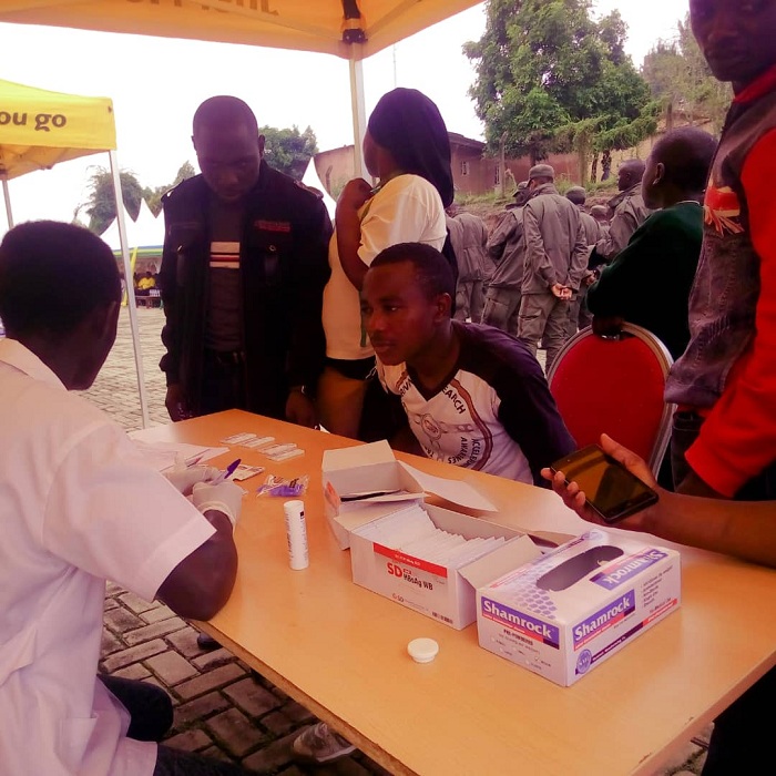 Abaturage bitabiriye umuganda basuzumwe Hépatite B na C nka zimwe mu ndwara mbi zikomeye zikunze kwica abantu iyo batazisuzumishije hakiri kare