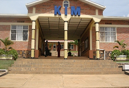 Kaminuza ya KIM imaze iminsi ivugwamo ibibazo by