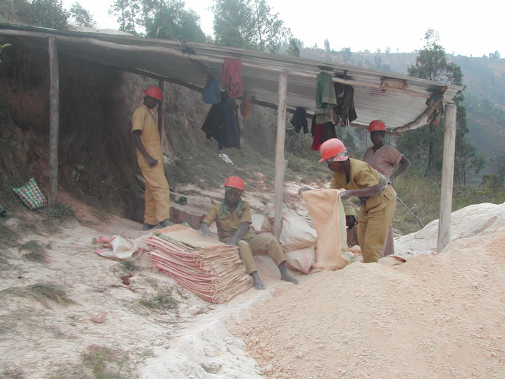 Kimwe mu birombe bya Koperative Comikagi.