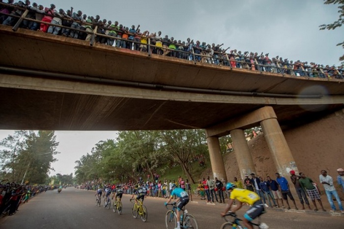 Ku kiraro cyo ku Kinamba mu mujyi wa Kigali werekeza i Nyabugogo