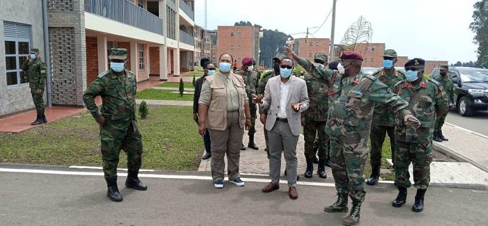 Visi Meya Rucyahana Mpuhwe atambagiza Minisitiri w