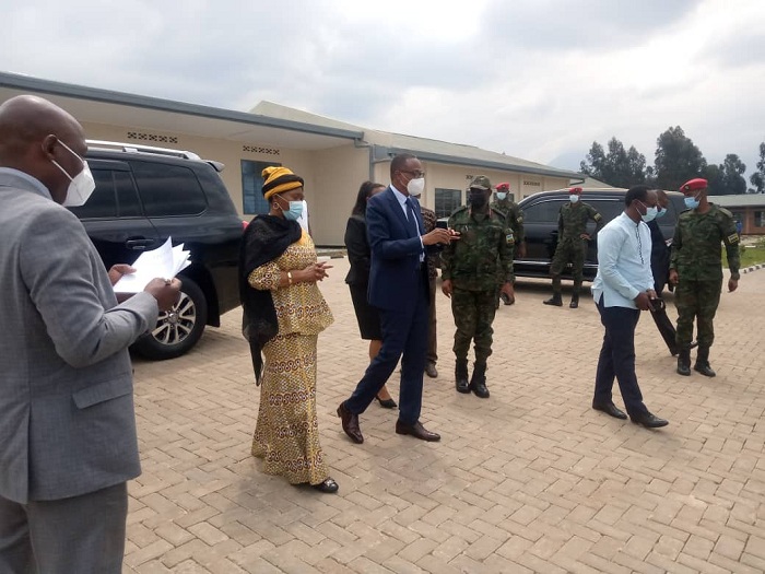 Abashyitsi bakomeje gusura umudugudu wa Kinigi