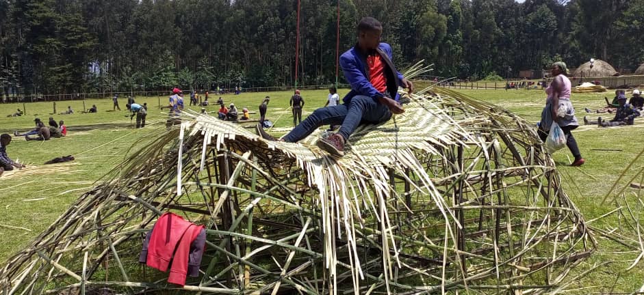 Barakora imirimo itandukanye ibahemba