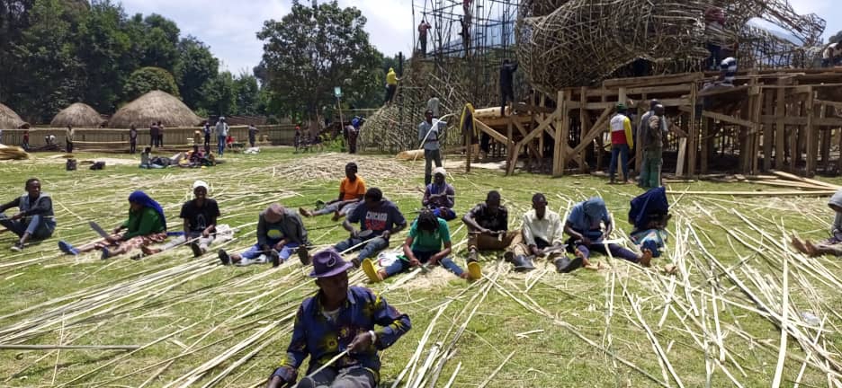 Mu kwitegura Kwita Izina, abaturage bahawe akazi gahoraho mu birebana n'isuku no kurimbisha ahazabera umuhango nyirizina