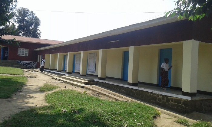 Aha ni ahatangirwaga serivise z'umurenge mbere y'uko huzura ibiro bishya