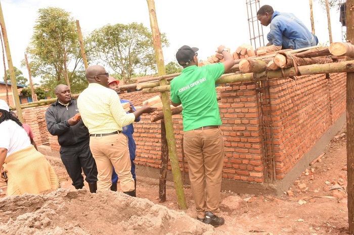 Kirehe bari mu bikorwa byo kongera ibyumba by'amashuri