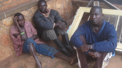 Abarundi bafatiwe mu mukwabu batagira ibyangombwa bagomba gusubizwa iwabo.