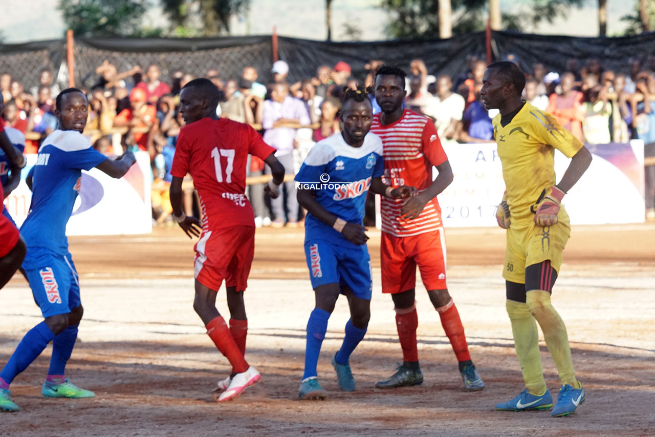 Rayon Sports ishakisha igitego mu mipira y