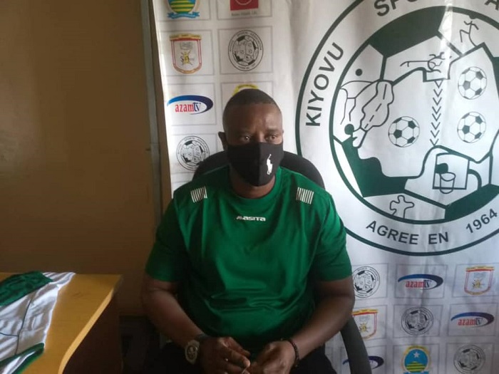 Etienne Ndayiragije afite akazi ko gufasha Kiyovu Sports gutwara igikombe cya Shampiyona