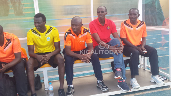 Ubu asigaye atozanya n'uwahoze ari umutoza we Eric Nshimiyimana muri As Kigali