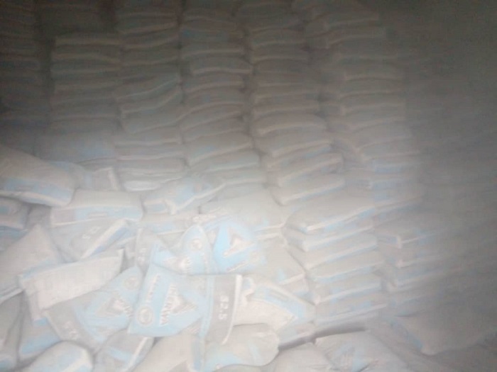 Iyi nyubako ubu ikoreshwa mu kubikwamo ibikoresho nka sima n'ibindi