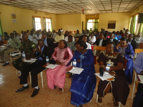 Abitabiriye ibiganiro bya Perezida wa komisiyo y'Amatora mu karere ka Rusizi.