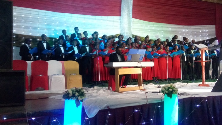 Korari Ijuru yasusurukije abanyehuye