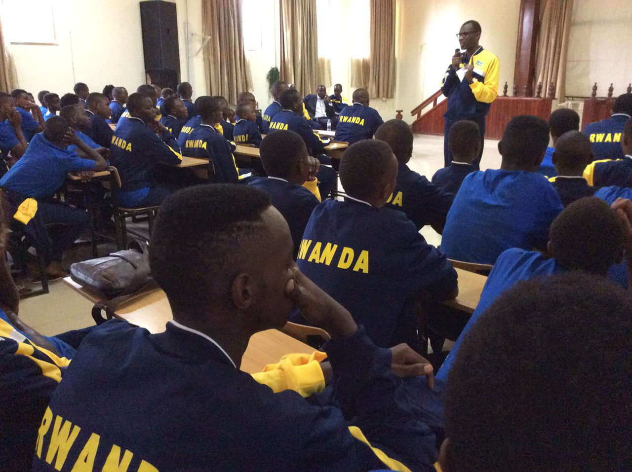 Ubwo bahabwaga impanuro ku munsi w