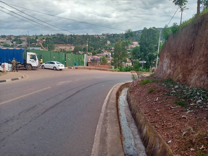 Ikorosi ryo Kubibati, abatwaye ibinyabiziga bamanuka batareba imberea