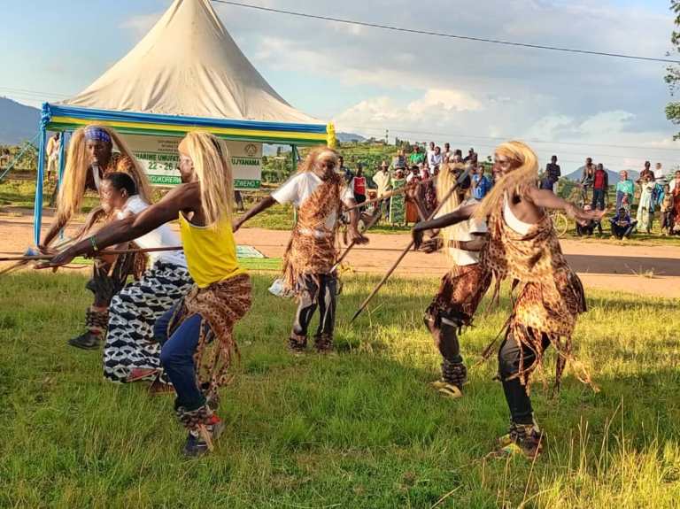 Amatorero yagiye agaragaza ibyo yagezeho