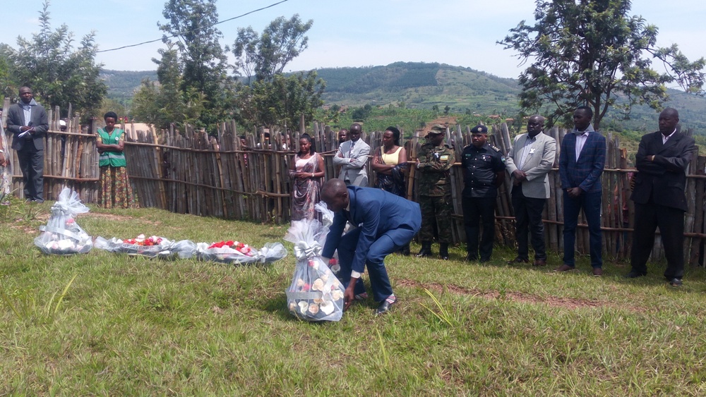 Kunamira Abatutsi bashyinguye mu mva i Gishubi ho mu Karere ka Gisagara