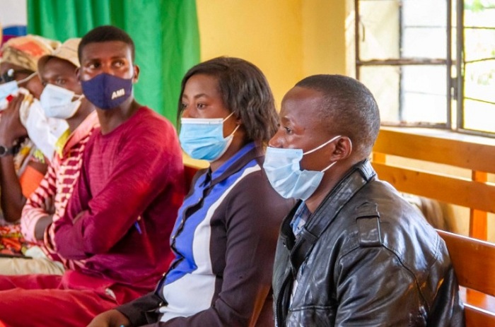 Hari urubyiruko ruvuga ko kuraga abo umubyeyi yishakiye bikurura amakimbirane hakaba n