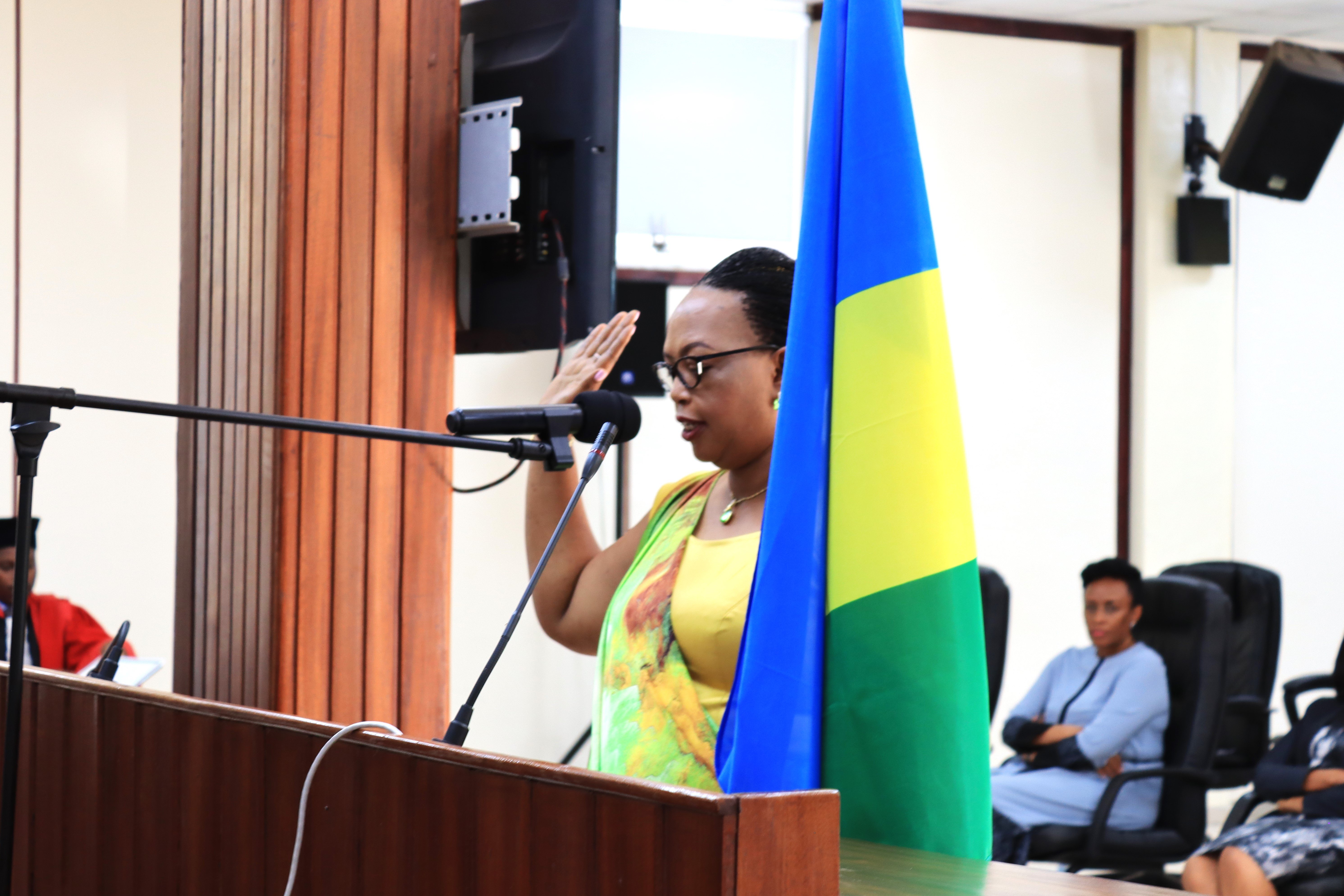 Umurungi arahirira inshingano nshya yahawe