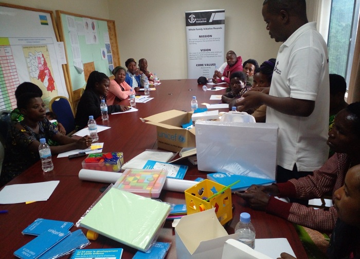 Abarezi bo muri ayo marerero banahuguwe mu buryo bwo kujya babikoresha