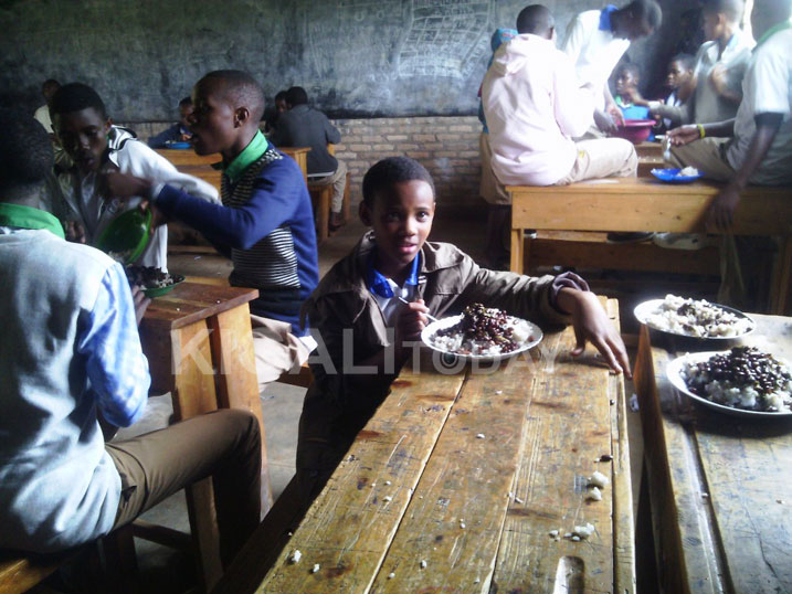 Kurira mu byumba by'amashuri ngo na ho ni imbogamizi ku isuku no ku bwisanzure bw'abanyeshuri.