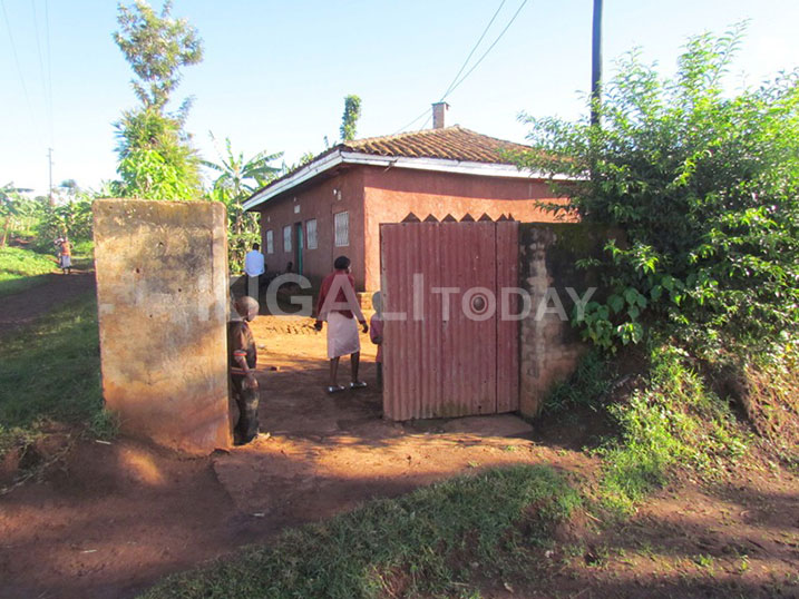 Aha ni kwa Depite Mukarurangwa bashyiriye umutwe w'umusaza Batsinda.