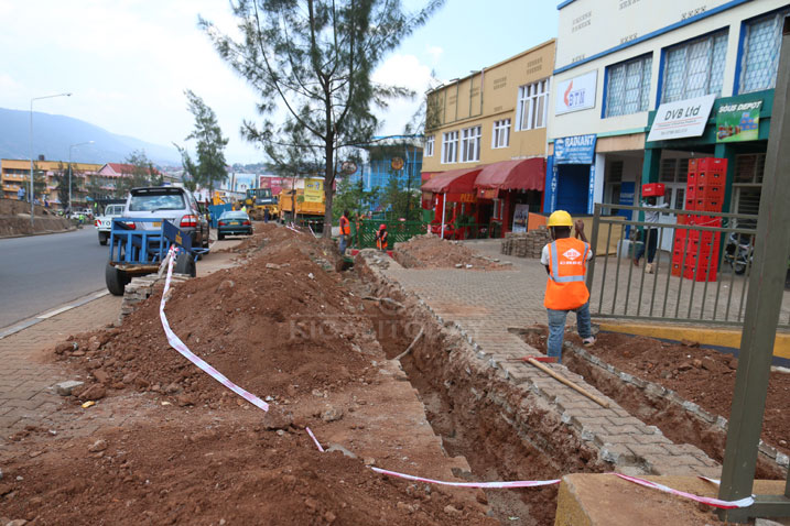 Uku ni ko hagaragara.