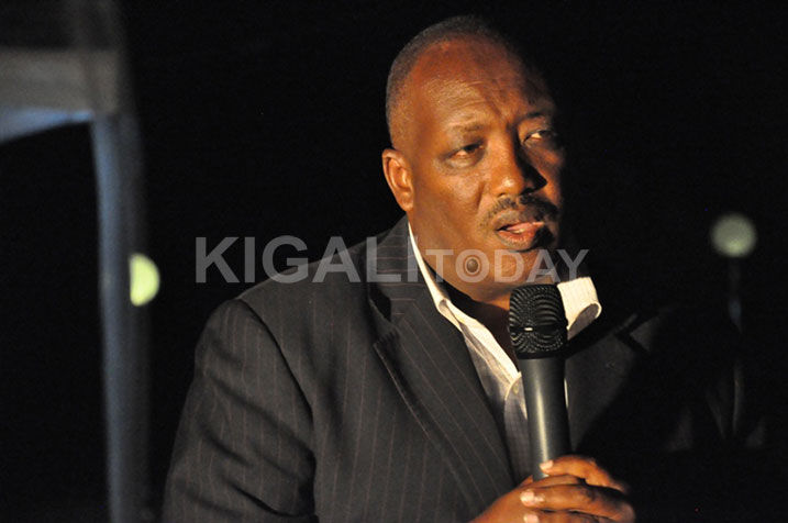Prof. Dusingizemungu uyobora IBUKA nawe yitabiriye umuhango wo kwibuka imiryango yazimye.