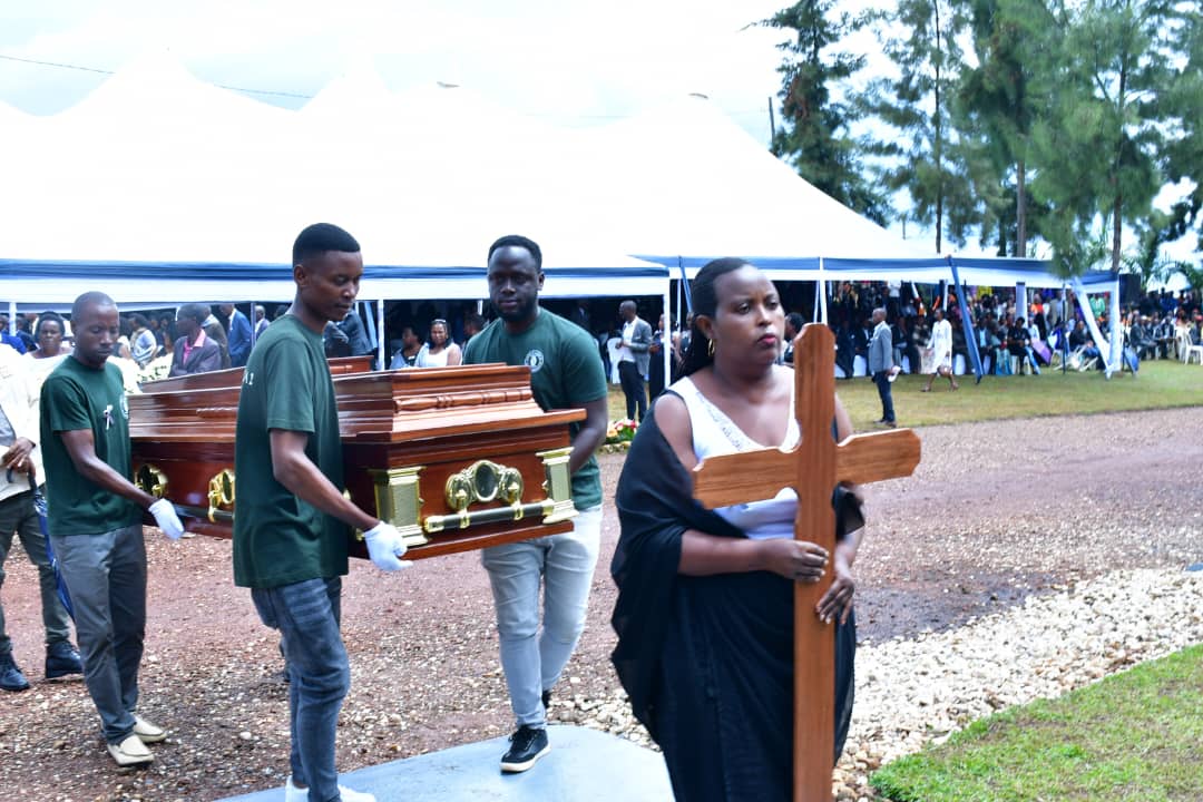 Bashyinguye imibiri 22 y