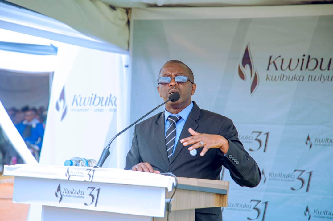 Pasiteri Gallican wimye Seritifika ya CERAI ubu akaba atunze Degree (A0)