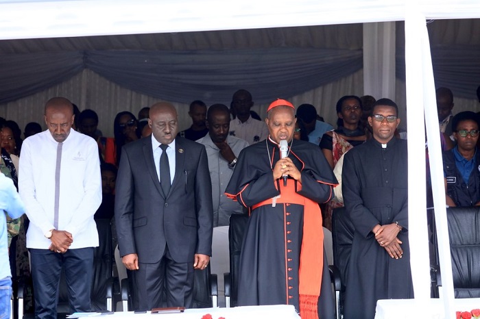 Antoine Cardinal Kambanda yifatanyije n'abandi mu kwibuka Abatutsi biciwe kuri Paruwasi ya Musha