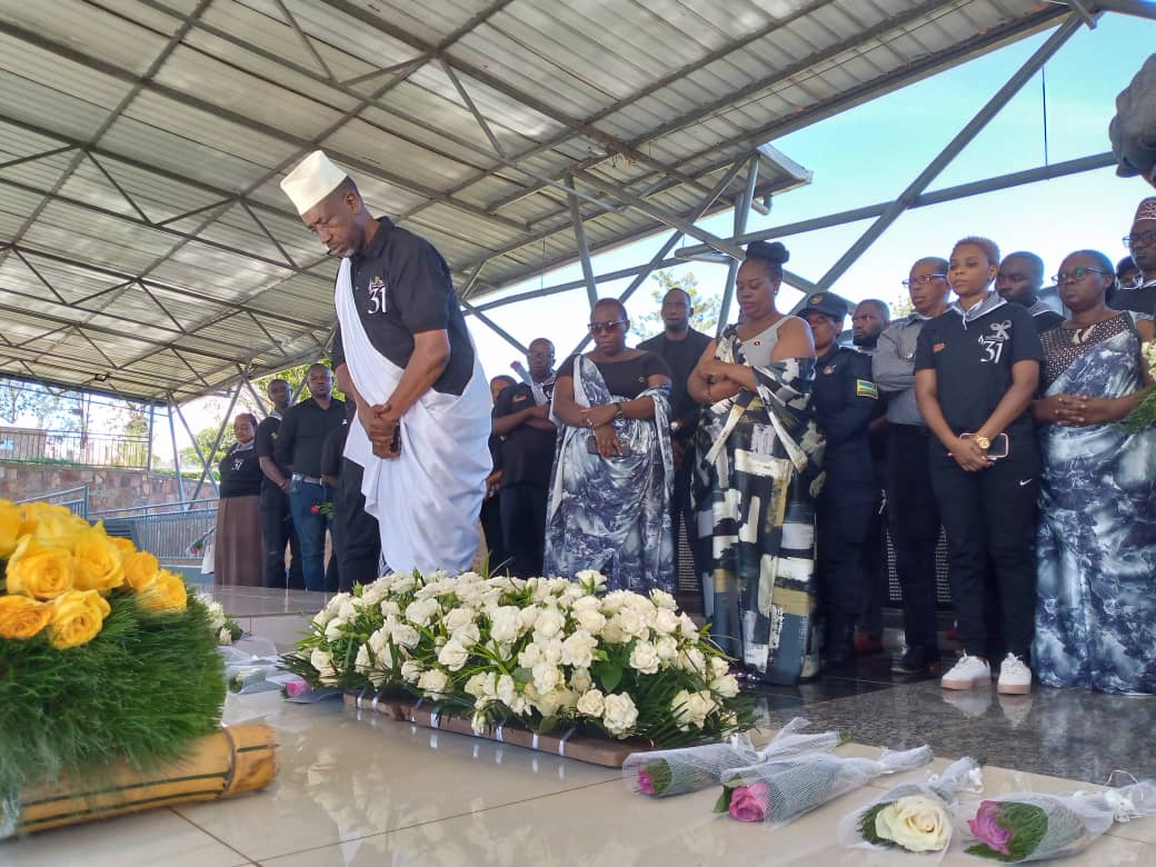 Karemera yunamira abatutsi barenga ibihumbi bitandatu bashyinguwe mu rwibutso rw'i Ntarama