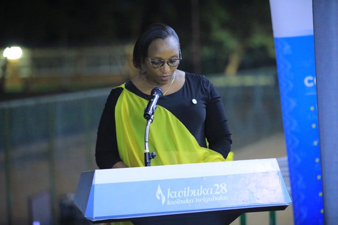 Minisitiri w'Uburezi, Dr Valentine Uwamariya ageza ijambo ku bitabiriye uwo muhango 