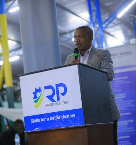 Umunyamabanga Nshingwabikorwa wa IBUKA, Ahishakiye Naftal