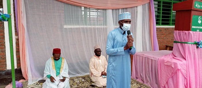 Kwifatanya n'Abayoboke b'Idini ya Islam, biri mu rwego rwo kurushaho gusabana na bo