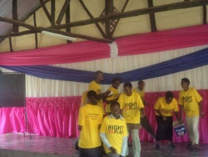 Abarimu batangaza ko kwigisha biciye mu mikino nabo biborohereza.