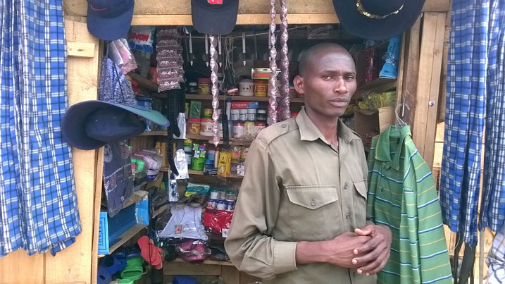 Kwimura isko ngo byatumye umusaruro uba muke kubera kuburana n'abakiriya.