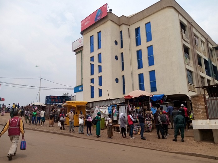 Abinjira mu isoko rya Huye babanza kwandikwa, bigatuma habaho umuongo