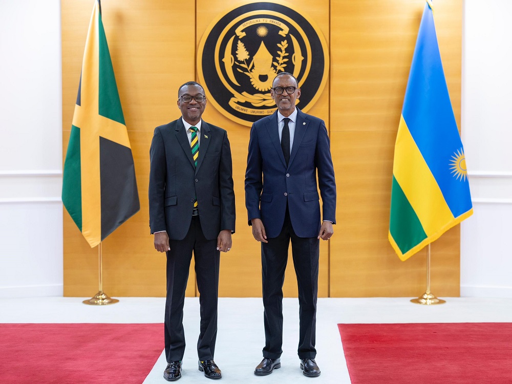 Lincoln G. Downer wa Jamaica