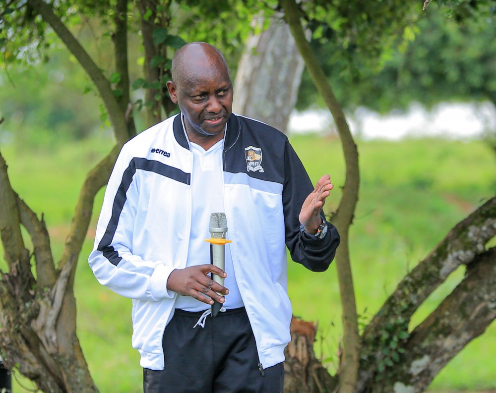 Lt Gen Jacques Musemakweli yayoboye APR FC imyaka irindwi