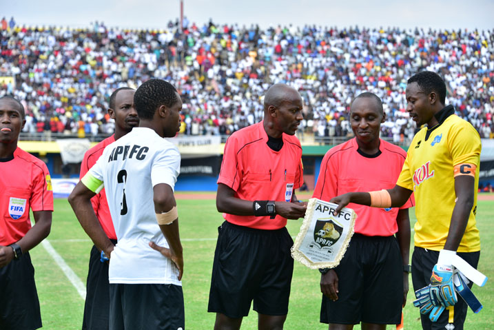 Hakizimana Louis mu mukino wa nyuma w'igikombe cy'Amahoro 2016 cyatwawe na Rayon Sports