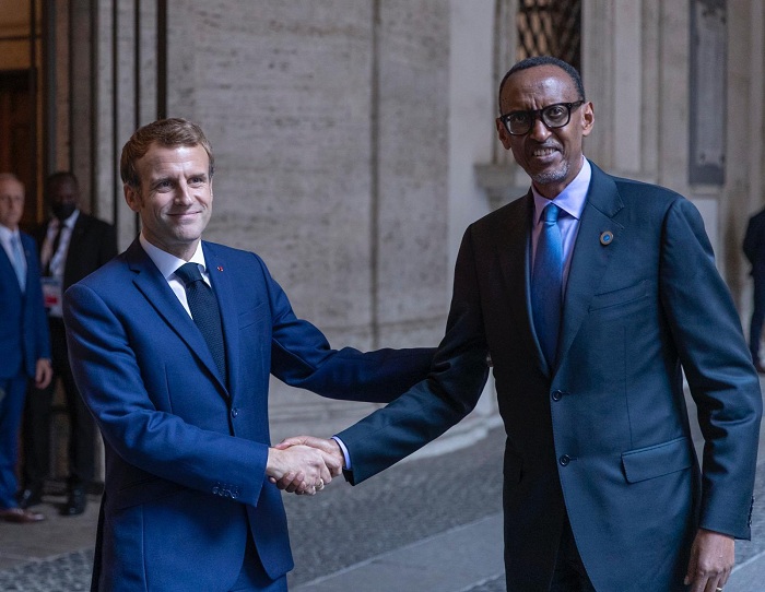Perezida Kagame ari kumwe na Emmanuel Macron w